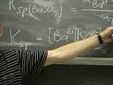 Förhandsvisning (thumbnail) från videon Allmän kemi - jämviktslära - Löslighet 1 (2003), del 2 av 3