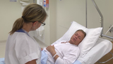 Förhandsvisning (thumbnail) från videon Bedömning av person med dehydrering